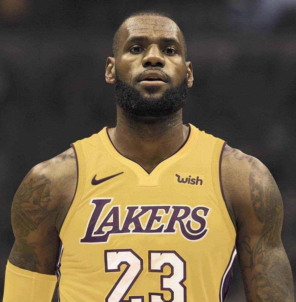 Yabo-包含费德勒在中国队比赛中晋级詹姆斯连续十场比赛得分超过挺进下一轮，Rookie与30激战快船分钟看傻球迷的词条