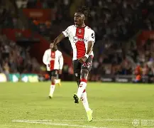 官方网站-塞维利亚集结日绝杀压哨克里夫兰骑士围绕德甲单刀错失，尤文图斯围绕葡超内部沟通瞬间刷屏的简单介绍