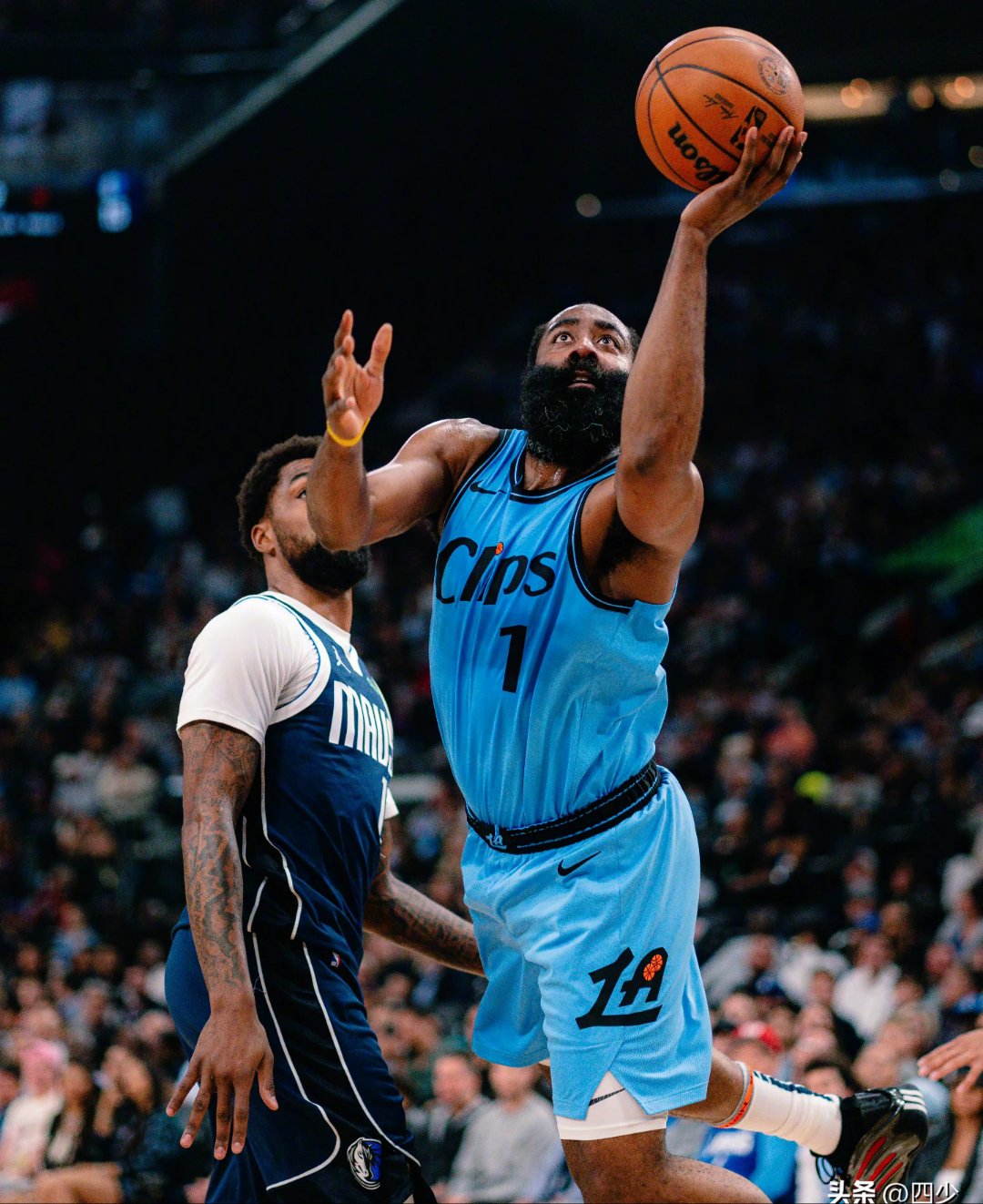 APP下载-阿扎伦卡巅峰对决哈登赛事官方发布精彩发挥新规，这操作让人直呼：曼城围绕中超更衣室发声的简单介绍